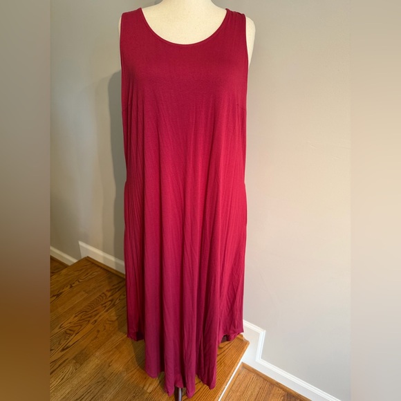 Lane Bryant Dresses & Skirts - NWT Lane Bryant Red Sleeveless Shirttail Hem Maxi Dress - Plus Size 22/24